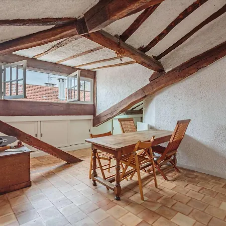 Apartment T3 Sous Les Toits, Centre Historique De St-jean-de-luz, Proche Et Commerces - Fr-1-4-681 Saint-Jean-de-Luz